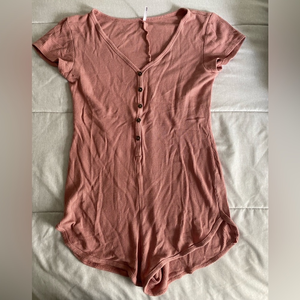 Fashion nova Onesie Pjs